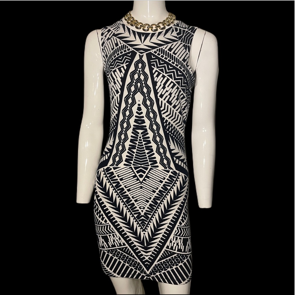 Printed sleeveless summer dress